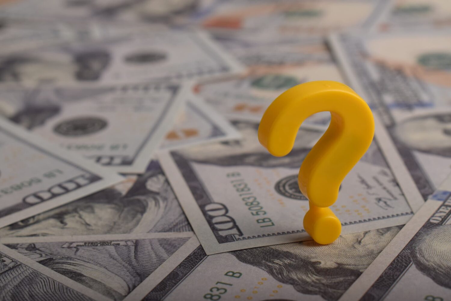 人工妊娠中絶に補助金は出るのか考えるイメージ