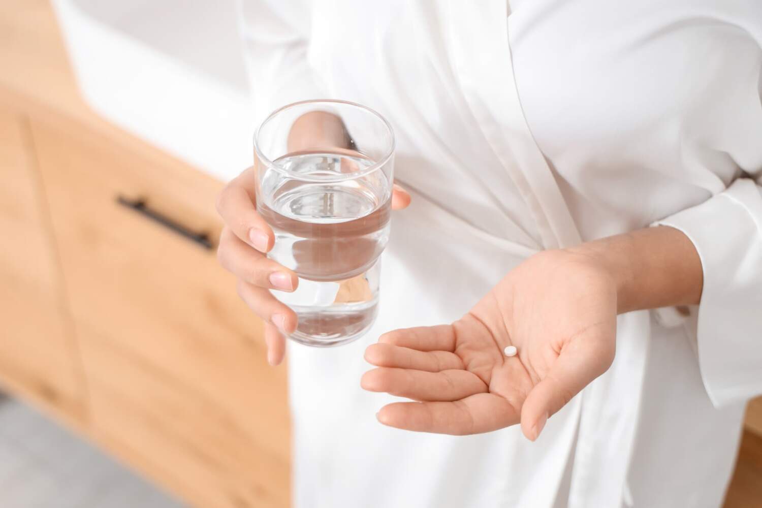 アフターピルを避妊をしなかった性行為後に服用する女性