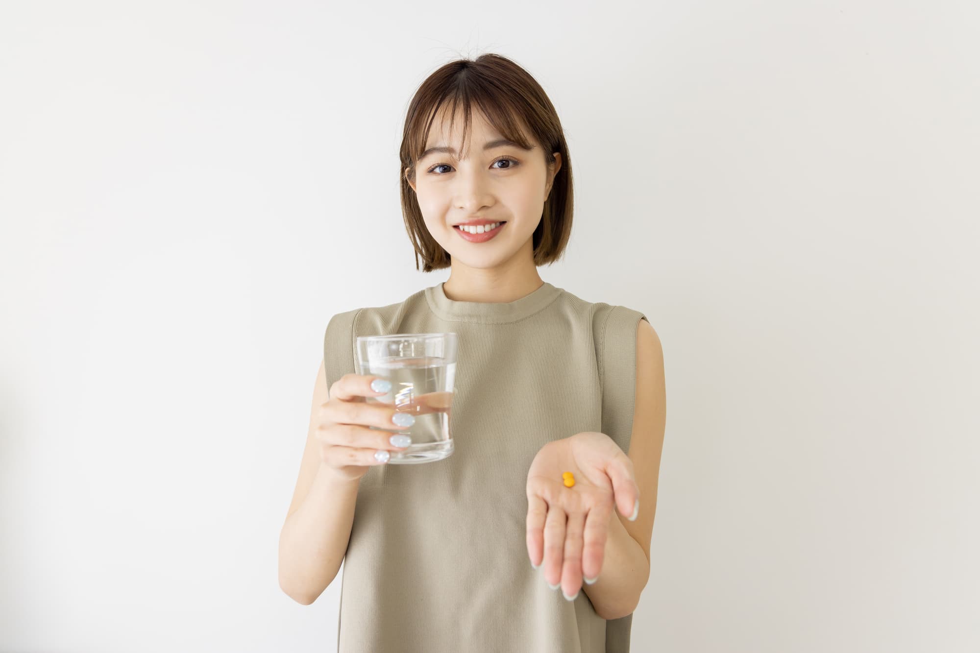 低用量ピルを継続的に飲む女性