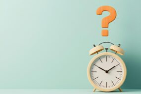 アフターピルはいつまでに飲む?時間別の効果・副作用・出血の目安