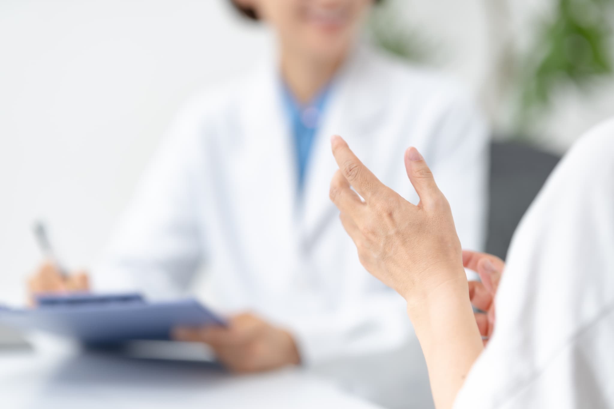 婦人科検診での問診の様子